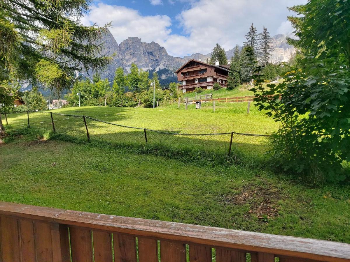 Appartamento Cortina 1956 Cortina dʼAmpezzo Exterior foto